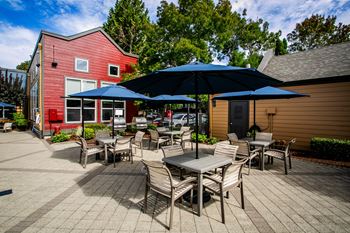 The colonnade apartments poolside bbqs